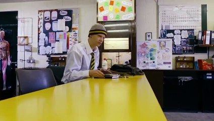 Death of a Superhero Bande-annonce (DE)