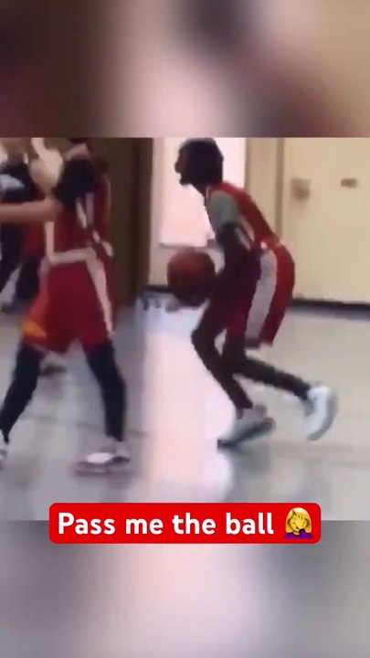 Her reaction is so funny  #shorts