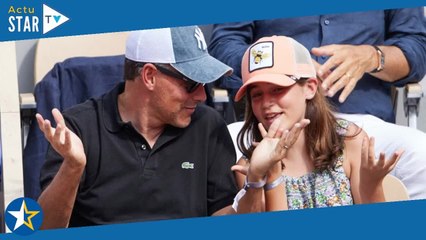 Marc-Olivier Fogiel très complice avec sa fille Mila : doux moment en famille à Roland-Garros