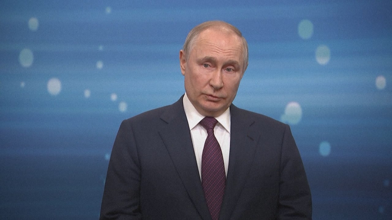 Contre-offensive ukrainienne: Poutine dit que des "combats intenses" durent plusieurs jours