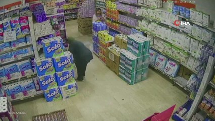 Müziğin sesini duyunca dayanamadı! Markette dans eden kadın...