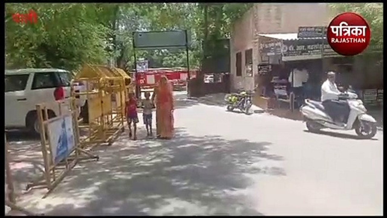 विवाहिता ने लगाई गुहार, बोली : पति की मौत के बाद ससुराल वालों ने निकाला, मकान व गहने भी हड़पे