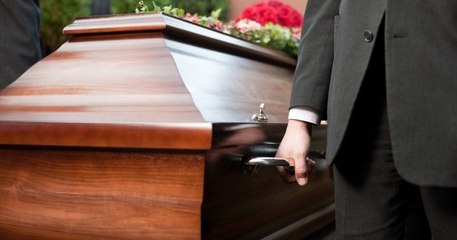 Équateur : déclarée morte, une femme de 76 ans se réveille dans son cercueil