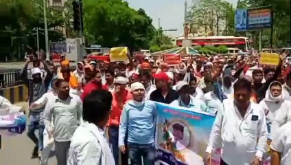 Men and women of Sahu community