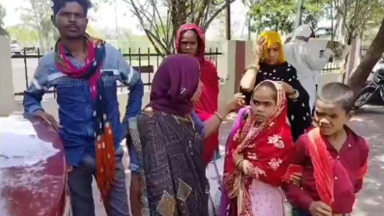 रायसेन: बेटे की हत्या के मामले में एएपी को सौंपा आवेदन, पत्नी पर लगाए गंभीर आरोप