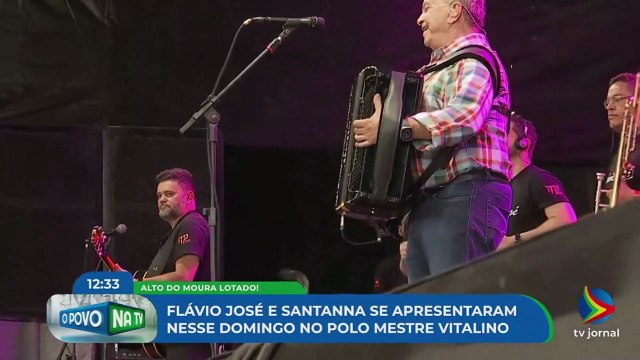 Santanna se emociona acompanhando o show de Flávio José no São João de Caruaru Não matem nossa cultura