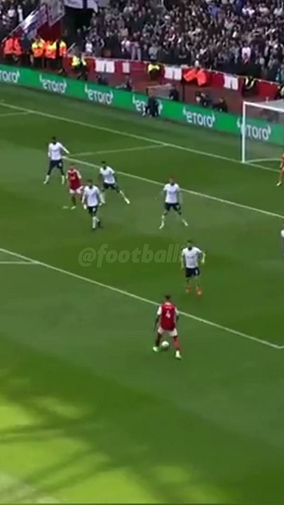 Bukayo Saka Stunning Goals