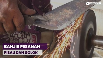 Pandai Besi Banjir Orderan Pisau dan Golok Jelang Idul Adha di Mandailing Natal