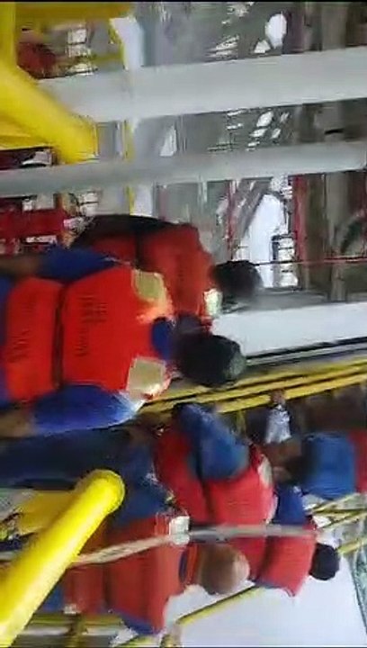 देखें वीडियो- चक्रवात बिपरजोय में फंसे 50 लोगों...