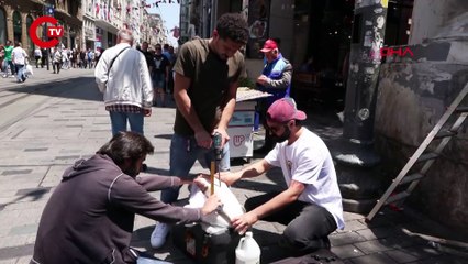 GALATASARAY LİSESİ KAPISINDAKİ KAYIP YILAN HEYKELİNİN YERİNE KOPYASI YERLEŞTİRİLDİ