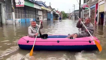 Esnafın şişme botla yolculuğu