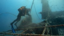 30 metre derinlikteki batıktan ‘hayalet ağ’ toplandı