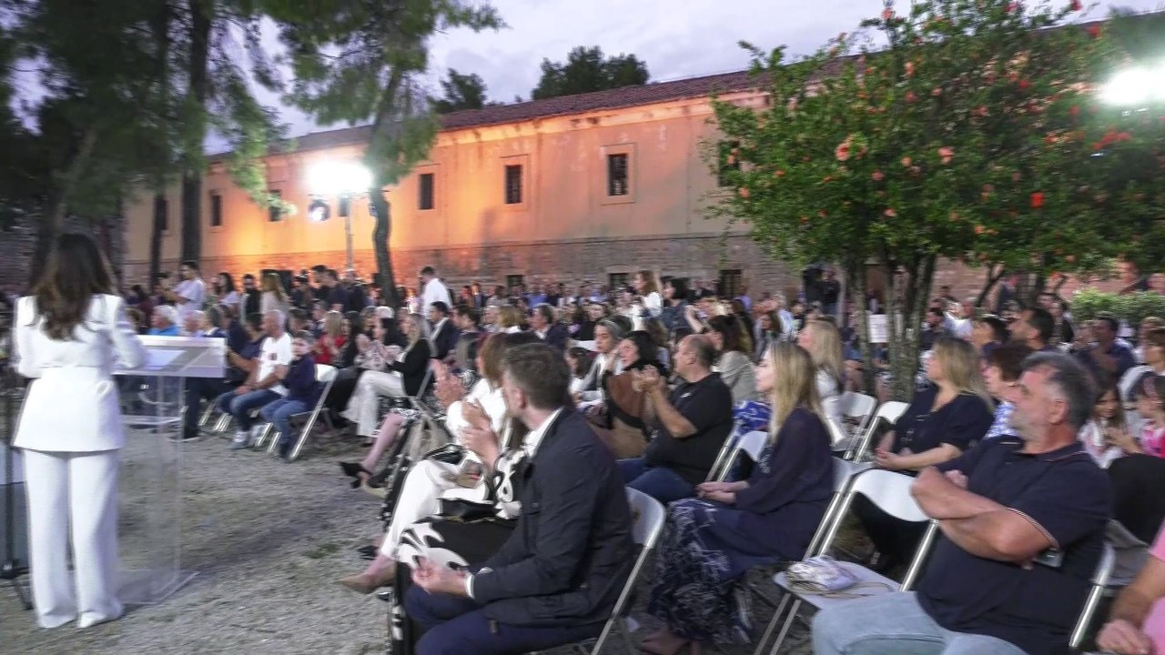 Λαμία: Ο Θύμιος Καραΐσκος παρουσίασε 162 ονόματ...
