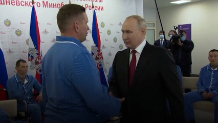 Putin Memohon Pada Pasukan yang Dirawat Kembali Berperang di Ukraina