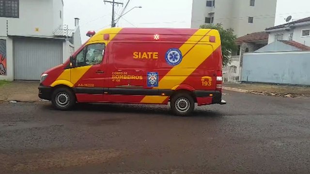Idosa sofre suspeita de fratura na perna após ser atropelada no bairro Coqueiral