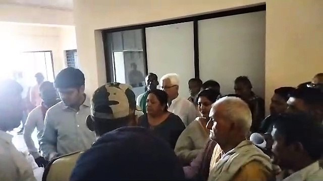 ग्रामीणों की समस्याओं को लेकर कलेक्टर को सौंपा गया ज्ञापन