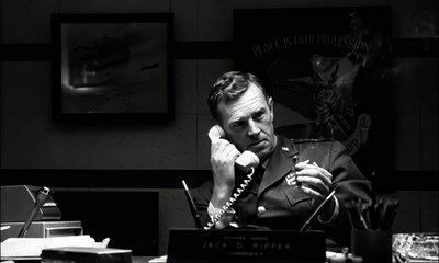 Dr Folamour Bande-annonce (EN)