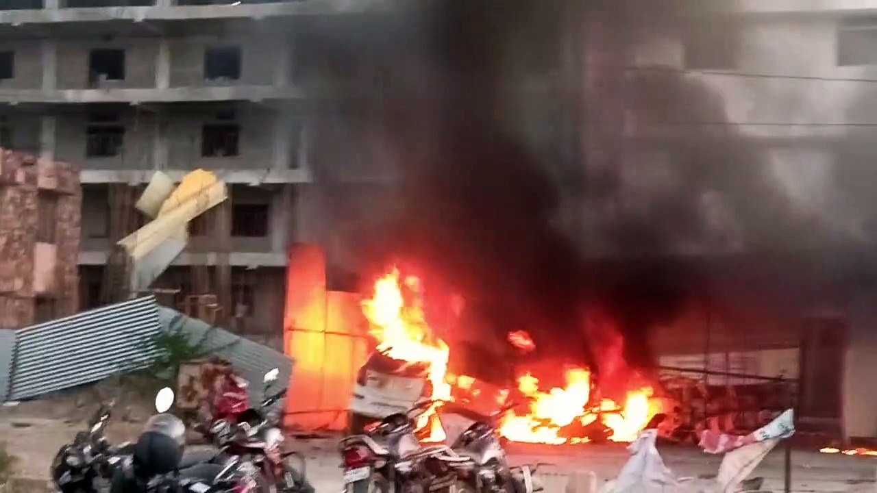 आरबीएम अस्पताल के पास आग, मरीजों में मची इस कदर अफरा-तफरी