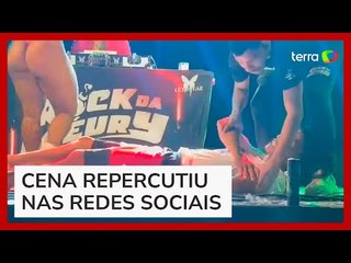 Homem desloca braço em performance de 'surra de glúteo' no palco