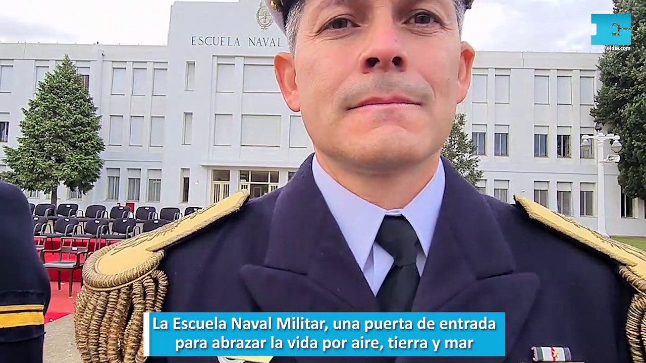 Emotiva ceremonia de entrega de uniformes y couteaux a los Cadetes de 1er año de la Escuela Naval Militar