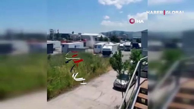 Cep telefonuyla görüntülendi! Maltepe’de tır garajında oluşan hortum şaşırttı