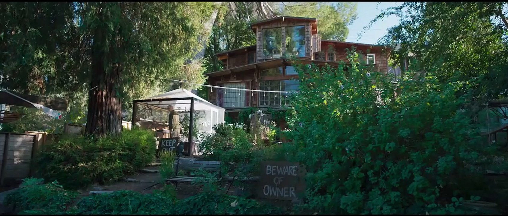 Outsiders Bande-annonce (EN)