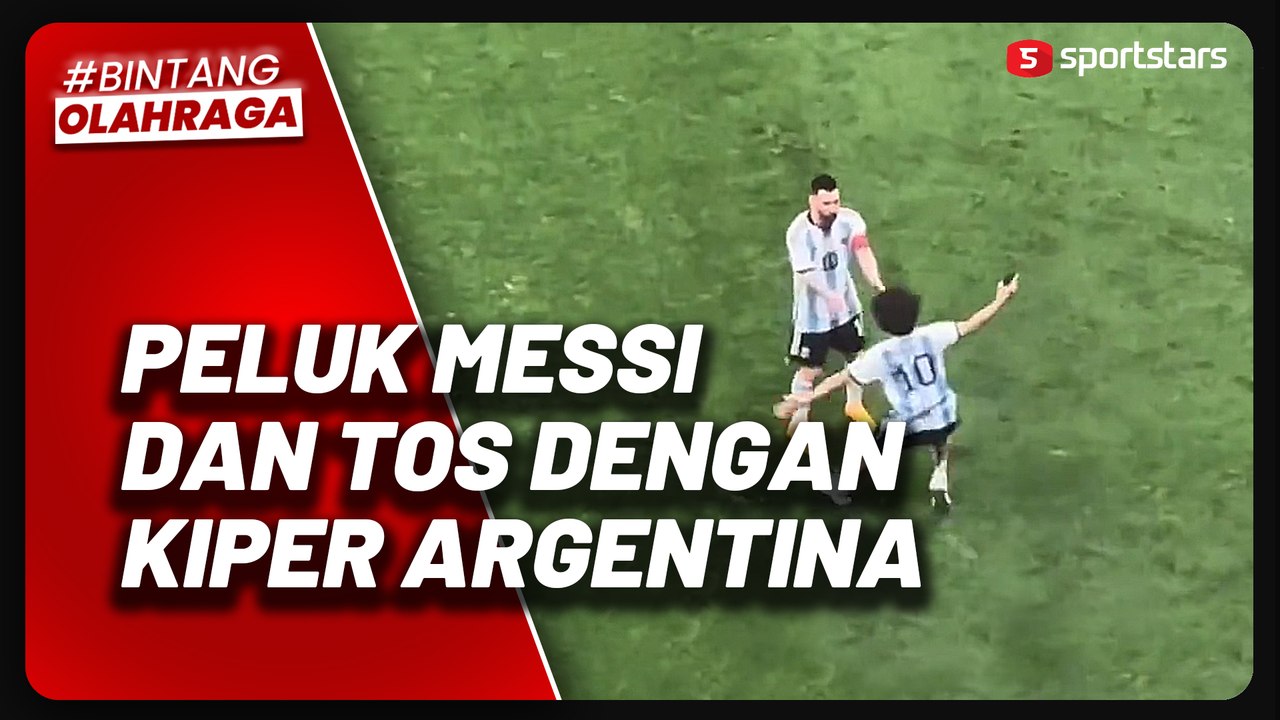 Aksi Nekat Fan Masuk Lapangan saat Argentina vs Australia di Beijing, Peluk Messi hingga Tos dengan Emiliano Martinez