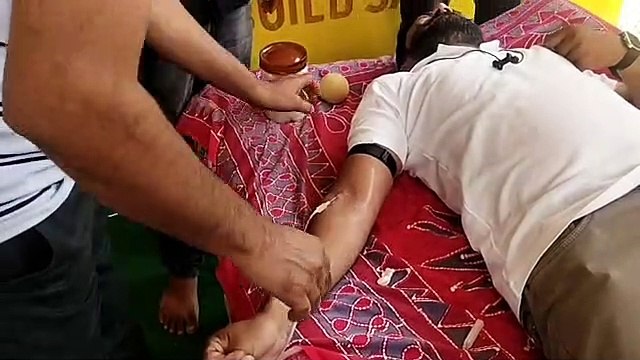 रक्तदान को युवा आए आगे, शिविर में 42 यूनिट रक्तदान