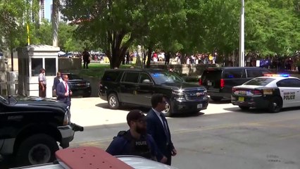 #ترمب يغادر مقر المحكمة في #ميامي بعد السماح له بالمغادرة من دون شروط  #العربية_عاجل