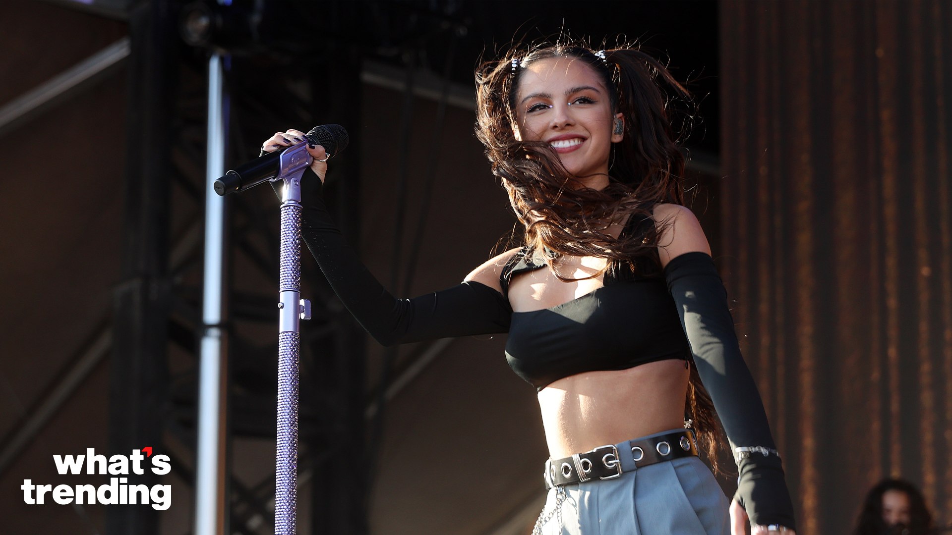 ⁣Fans Respond to Olivia Rodrigo Announcing New 'Vampire' Single