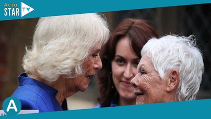 La reine Camilla rompt avec le protocole : ses invités face à une situation embarrassante…