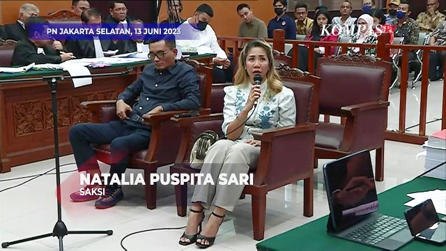 Tangis Saksi Kunci Penganiayaan David Lihat Mario Dandy Cs Tertawa-tawa Mesra di Polsek