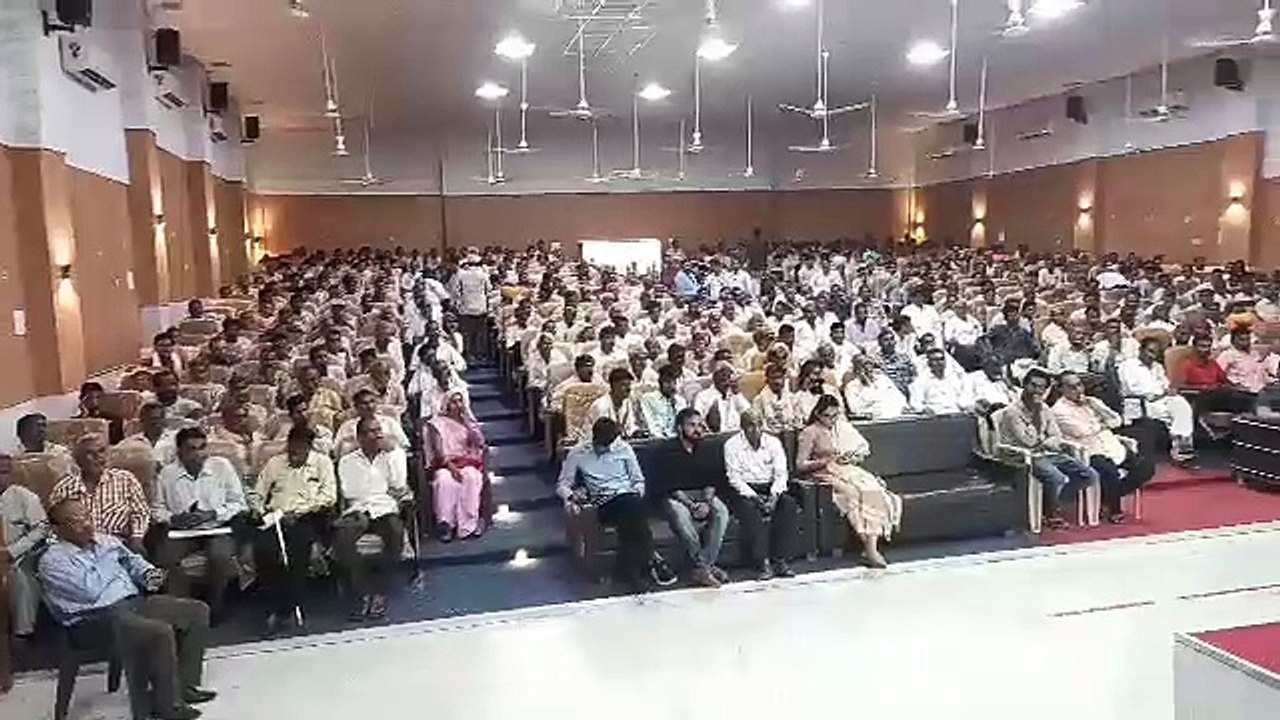 46 हजार 772 अन्नदाताओं का 102 करोड़ ब्याज माफ क...