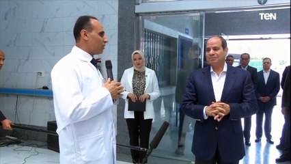 الرئيس السيسي يتفقد دار المسنين بقرية الأبعادية بمحافظة البحيرة ويطمئن على النزلاء بالدار