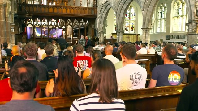 Hundreds attend vigil in Nottingham as victims named