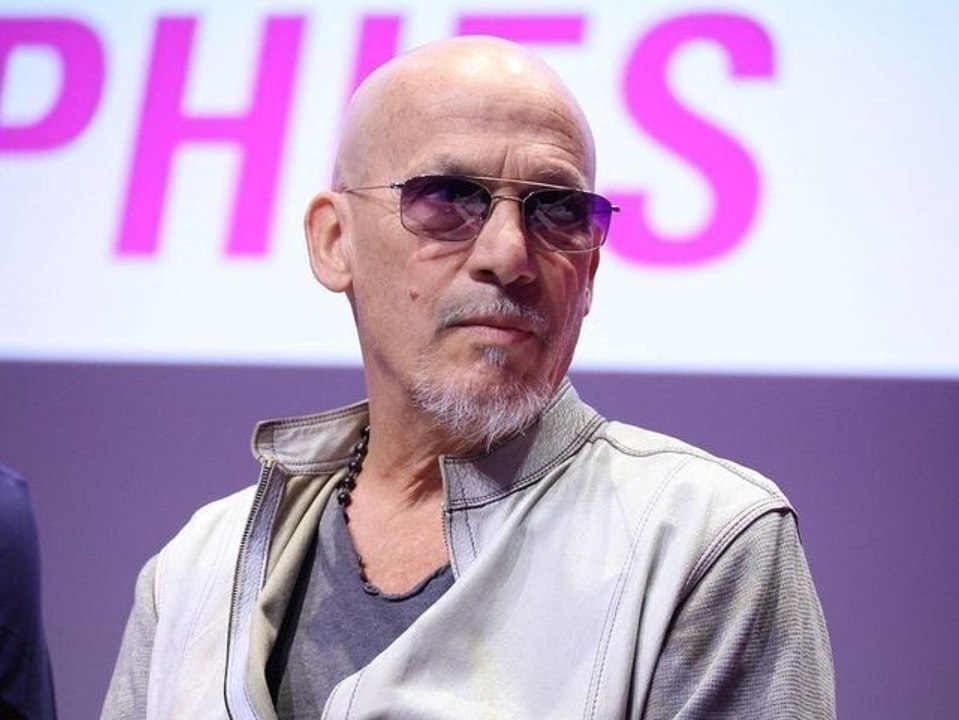 "Je ne fais pas ça pour lui faire plaisir mais parce qu’elle a raison" : ce choix fort de Florent Pagny sur demande de sa fille Ael, en plein com...