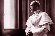 Pope Pius XII recovered and hid part of an UFO