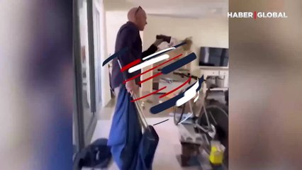 Banyosunda 10 kiloluk piton gören adam donup kaldı!