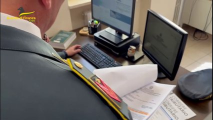 Scoperta evasione fiscale per un milione di euro, 14 denunce