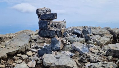 Lightning strike shatters rocks on top of Ben Nevis