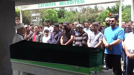 Denizde boğulan üniversite öğrencisi son yolculuğuna uğurlandı