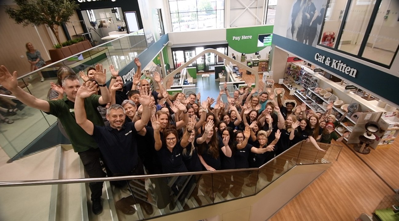 Take a look around the new Leeds Birstall Pet C...