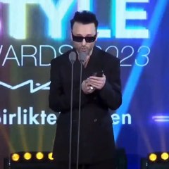 Mabel Matiz, aldığı ödülü “Türkiyeli” LGBT’lere armağan etti