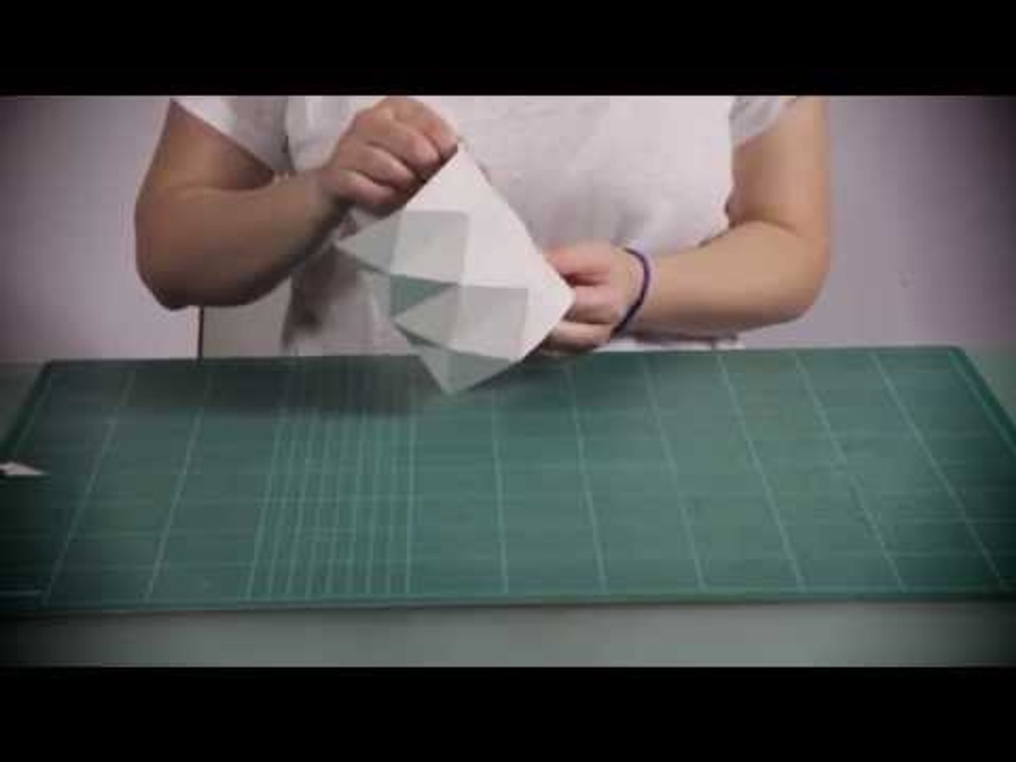 DIY : un cache-pot en papier - Vidéo Dailymotion