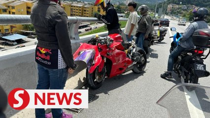 Motorcyclist falls 30m to his death on KL highway