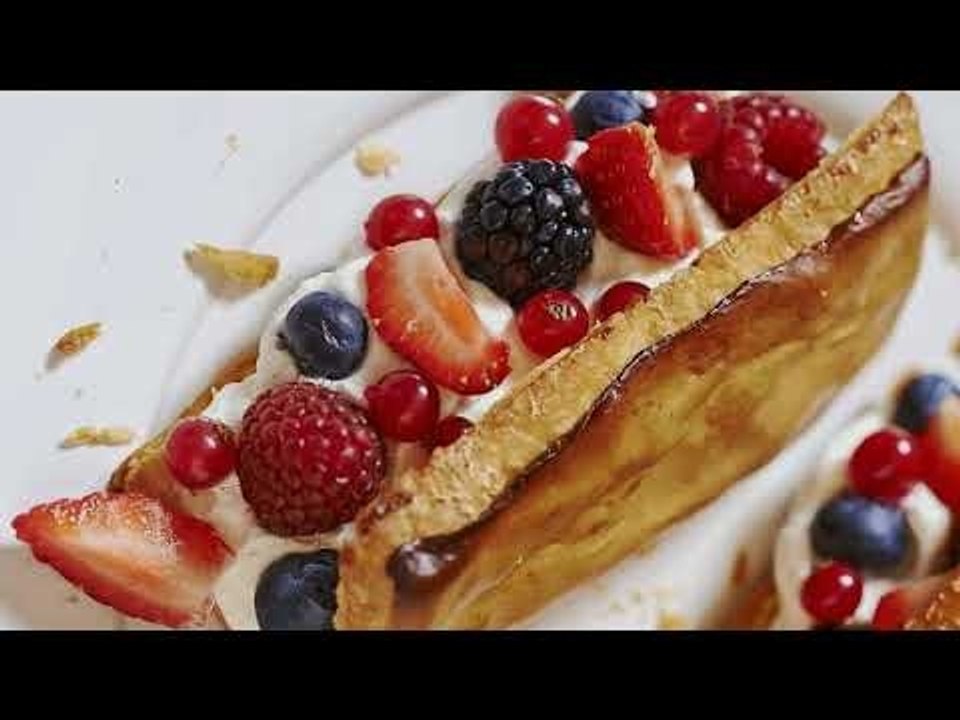 Pas-à-pas - Le feuilleté aux fruits rouges | regal.fr