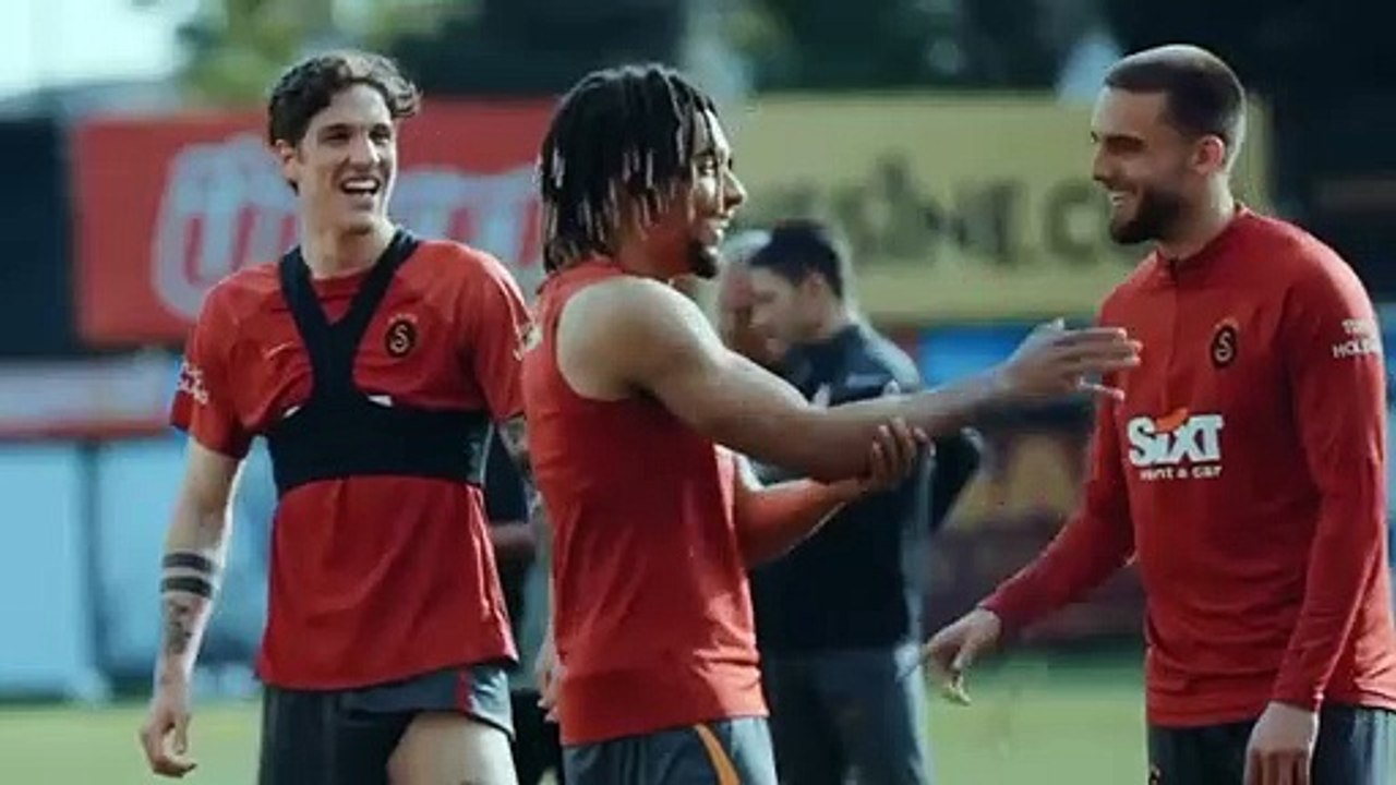 Galatasaray'ın genç yıldızı Sacha Boey sakatlandı