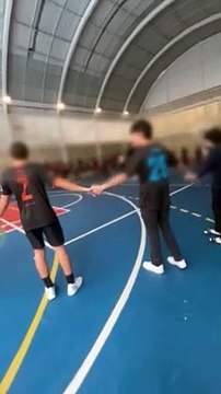 Alunos do Colégio Anchieta protestam contra falta de infraestrutura; assista