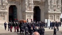 Italia homenajea a Berlusconi con un funeral de Estado que congrega a miles de personas