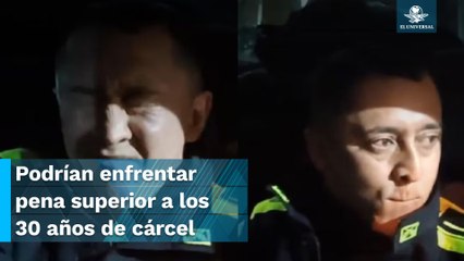 Sorprenden a policías extorsionando y... ¡se comen los billetes!
